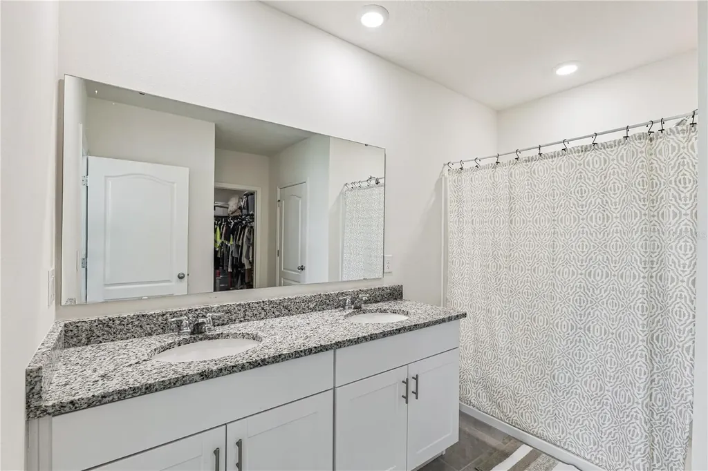 462 Baroness Way Deland FL 32724