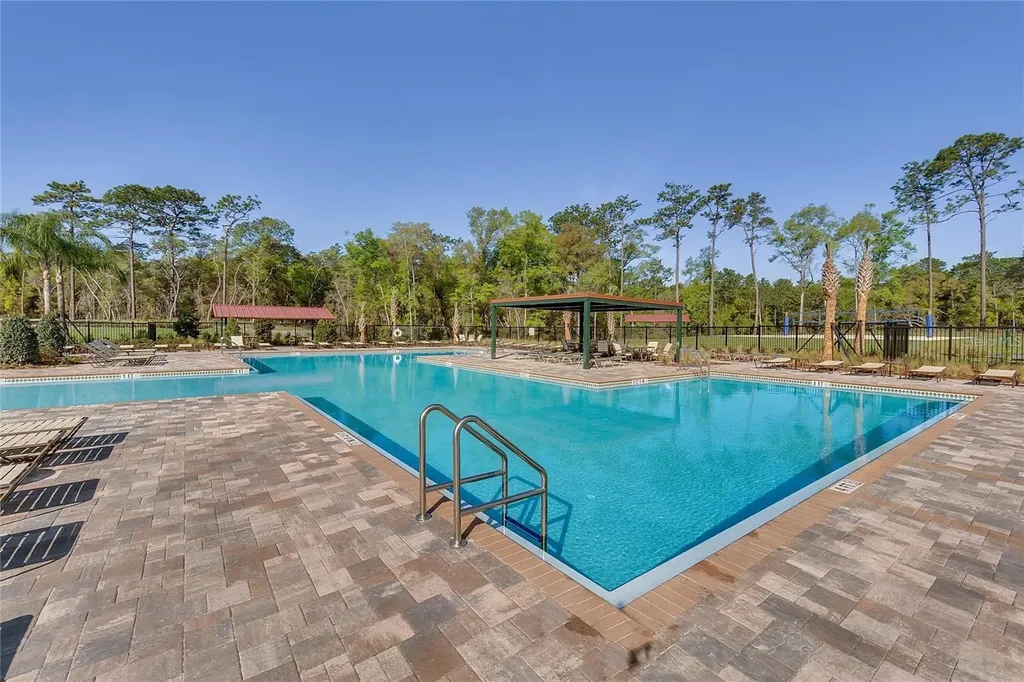 462 Baroness Way Deland FL 32724