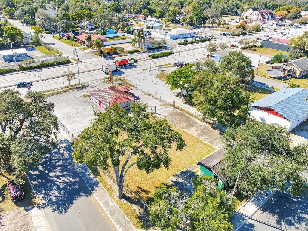 305 & 309 W Memorial Boulevard Lakeland FL 33801