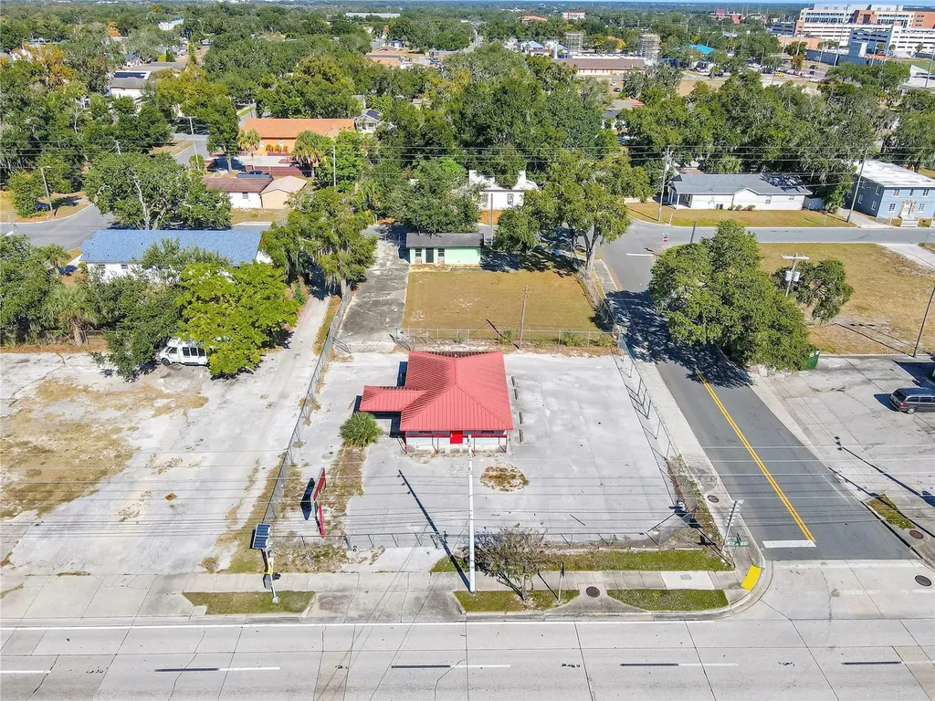 305 & 309 W Memorial Boulevard Lakeland FL 33801