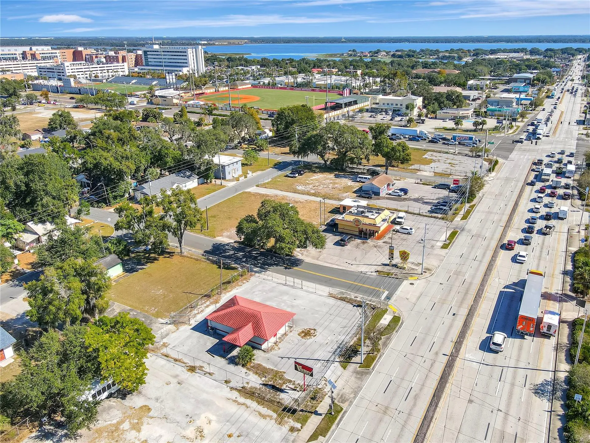 305 & 309 W Memorial Boulevard Lakeland FL 33801