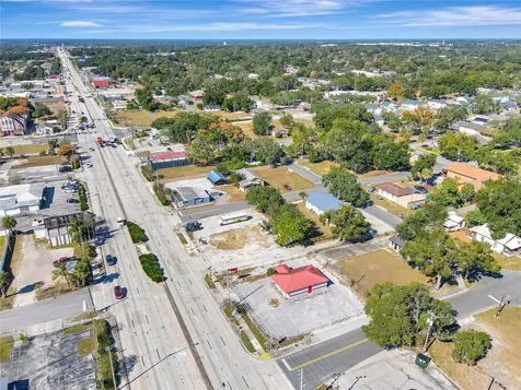 305 & 309 W Memorial Boulevard Lakeland FL 33801