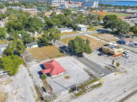 305 & 309 W Memorial Boulevard Lakeland FL 33801