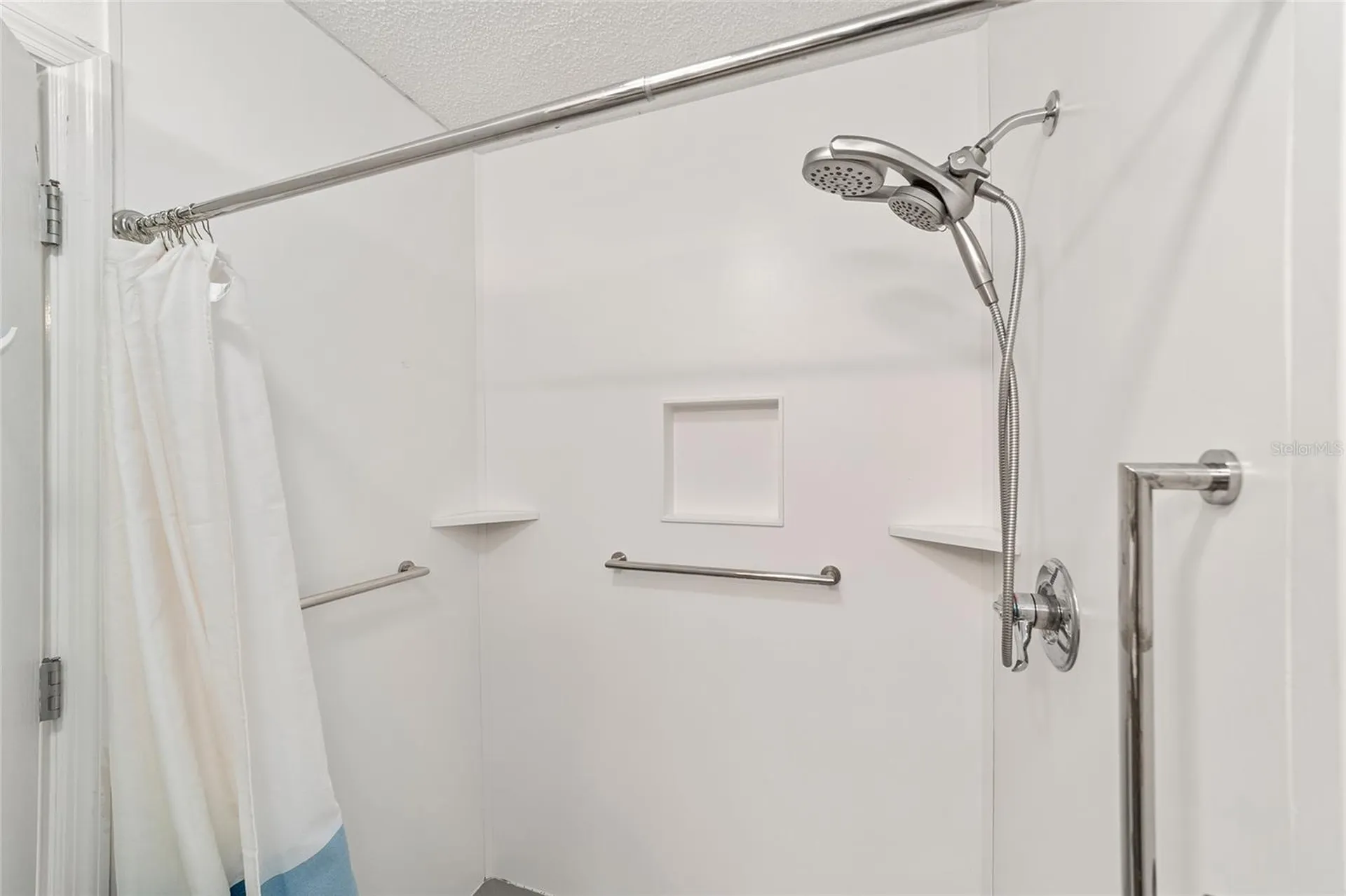 8143 SE 175th Columbia Place The Villages FL 32162
