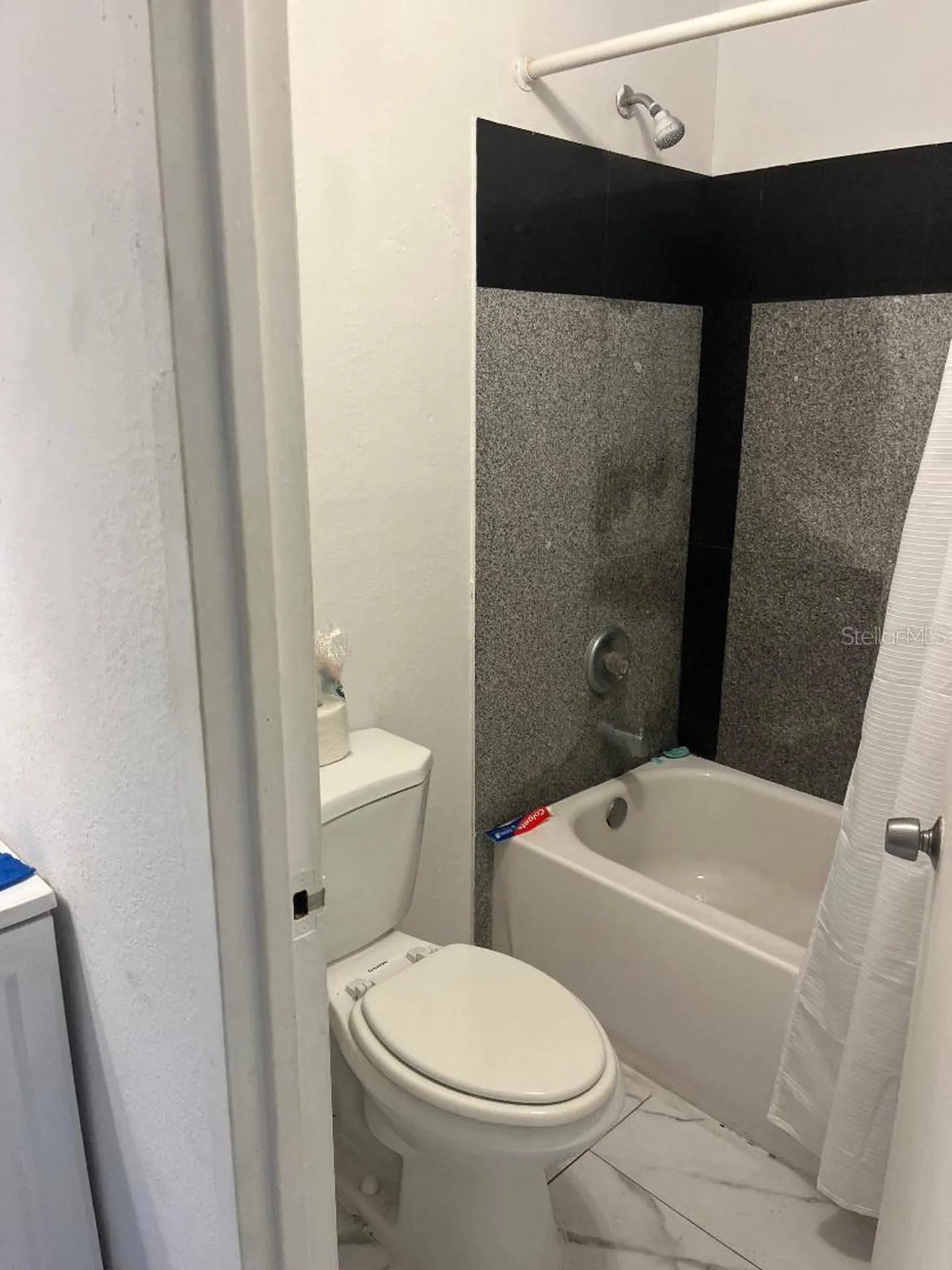 8421 S Orange Blossom Trail Orlando FL 32809