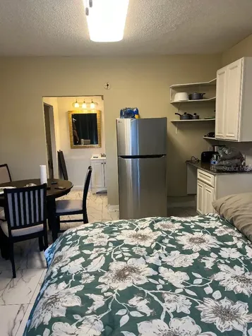 8421 S Orange Blossom Trail Orlando FL 32809