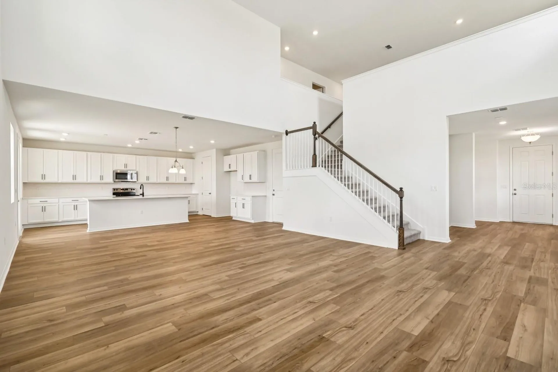 30137 Misty Pines Road Mount Dora FL 32757