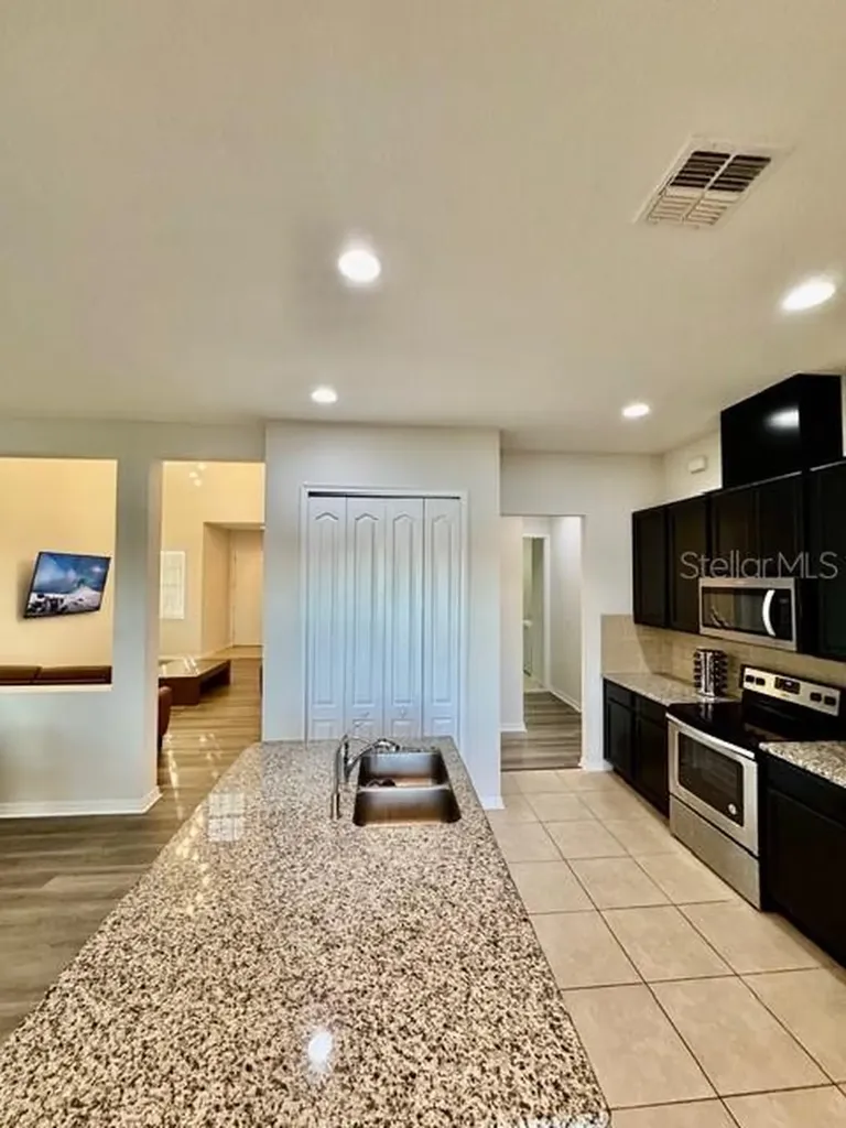 10264 Henbury Street Orlando FL 32832