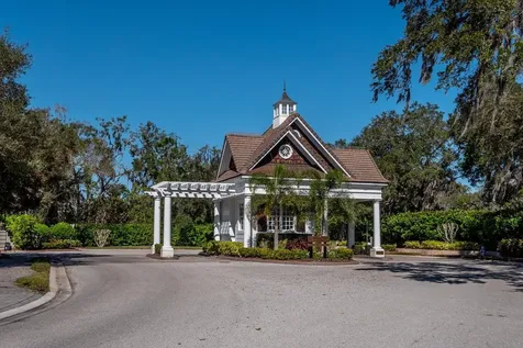 525 Mast Drive Bradenton FL 34208