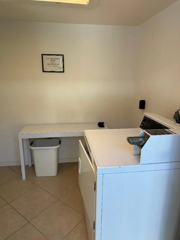 744 Mease Plaza Dunedin FL 34698