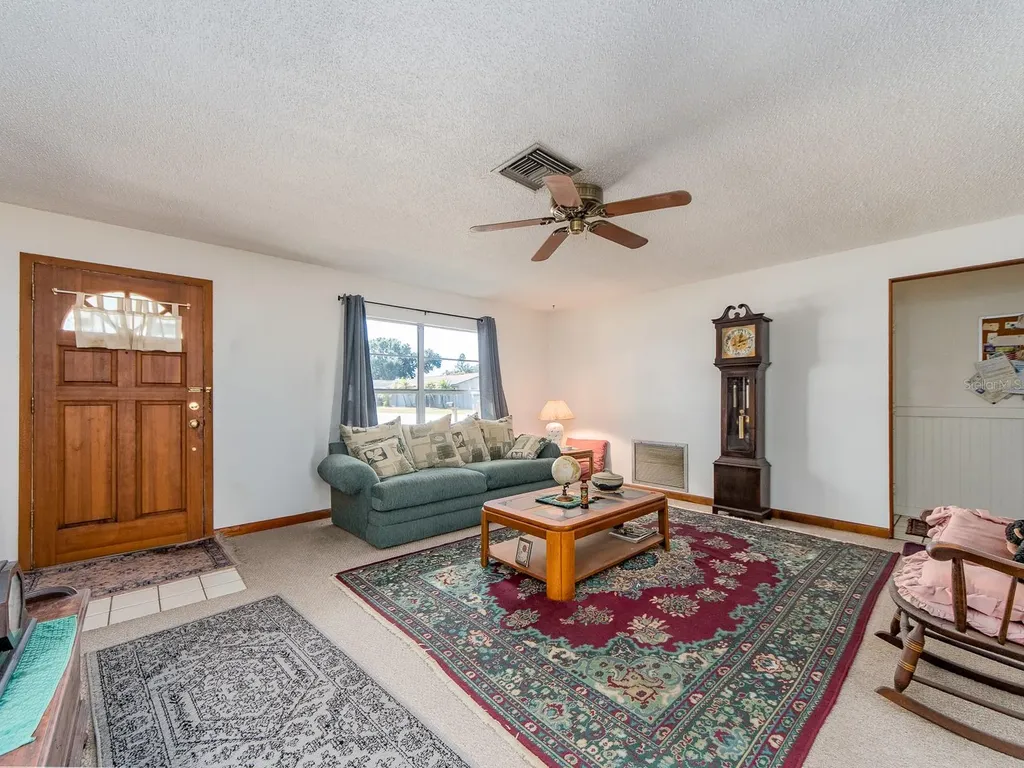 1820 Driftwood Circle N Oldsmar FL 34677