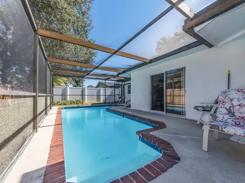 1820 Driftwood Circle N Oldsmar FL 34677