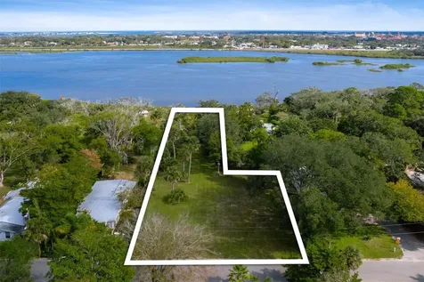 29 & 27a Florida Avenue St Augustine FL 32084