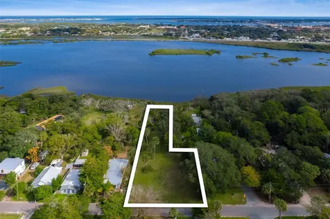 29 & 27a Florida Avenue St Augustine FL 32084