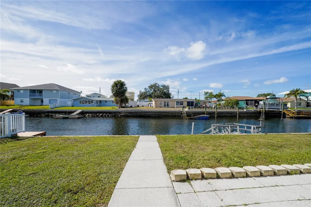 13305 Sunfish Drive Hudson FL 34667