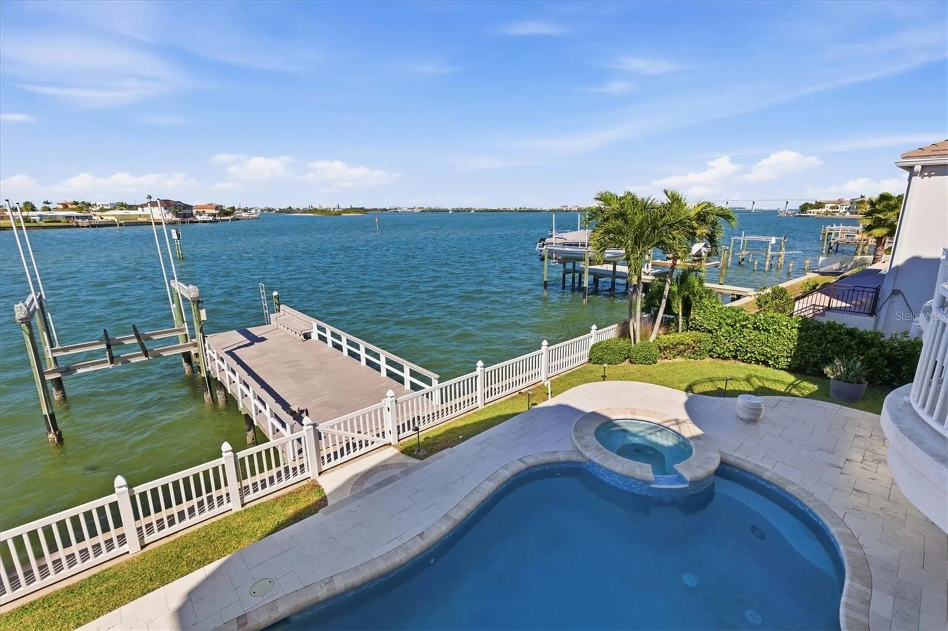 402 Buttonwood Lane Largo FL 33770