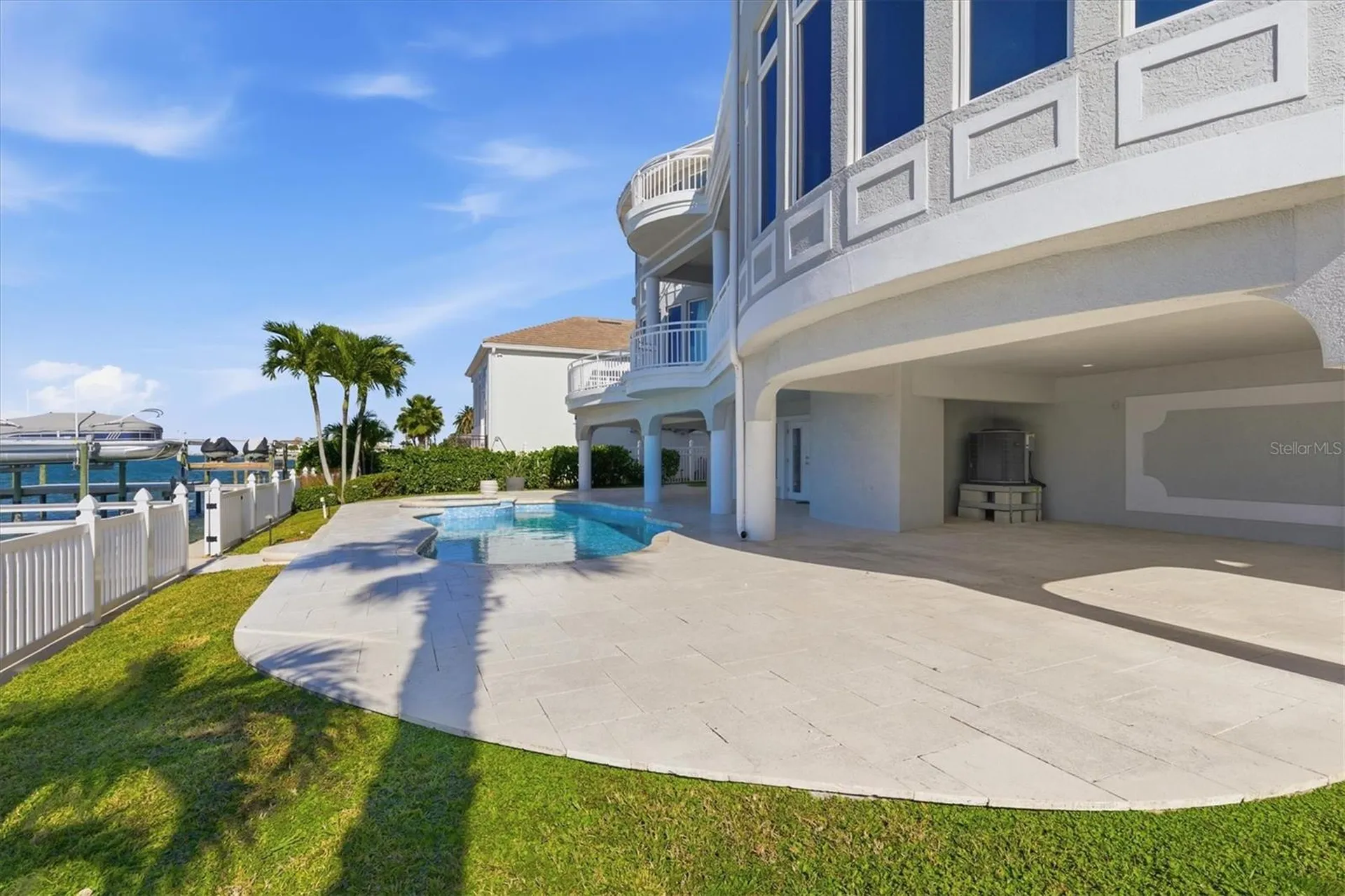 402 Buttonwood Lane Largo FL 33770