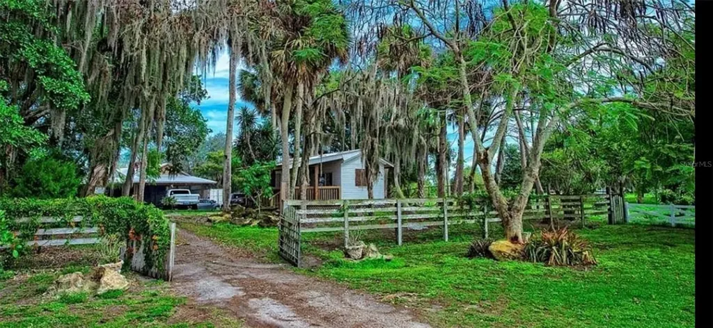 13255 Us Highway 441 SE Okeechobee FL 34974