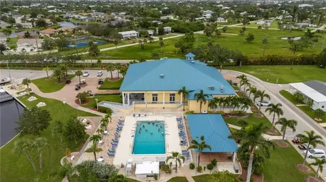 67 Windmill Boulevard Punta Gorda FL 33950
