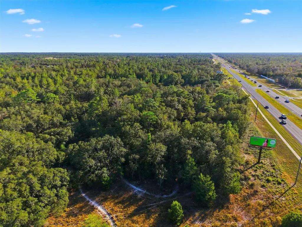11254 Commercial Way Weeki Wachee FL 34614