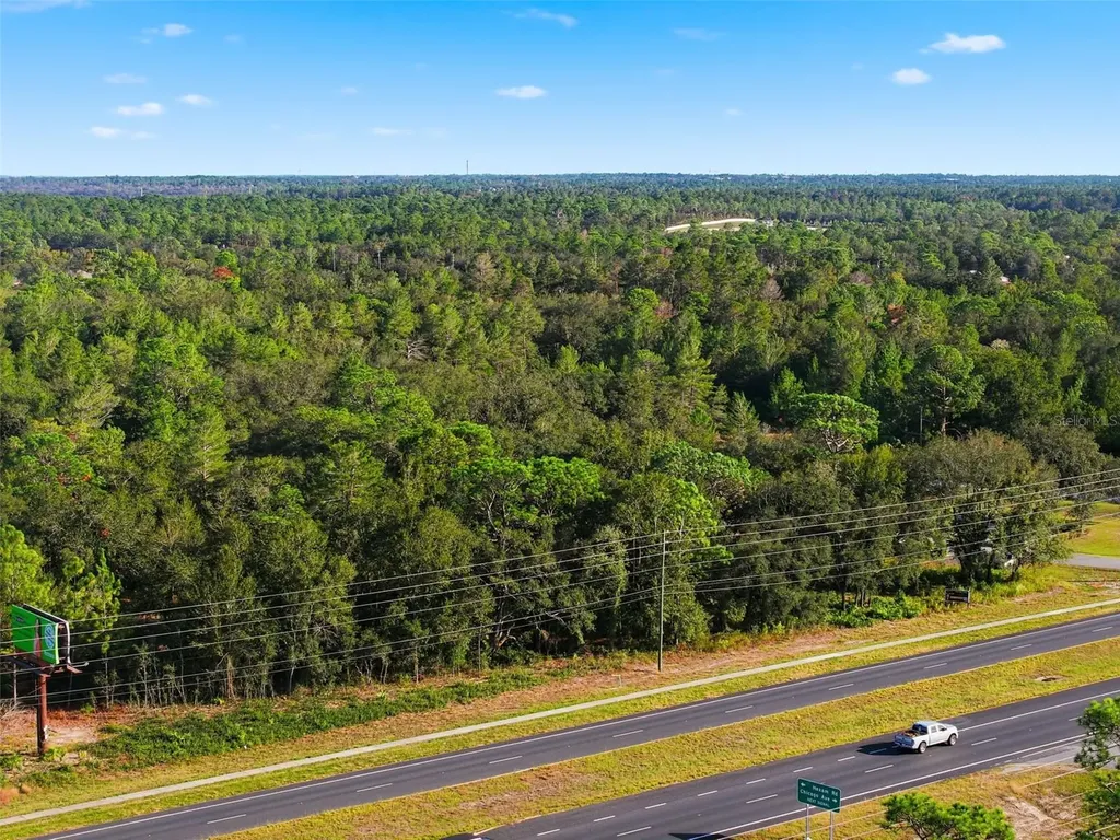 11254 Commercial Way Weeki Wachee FL 34614