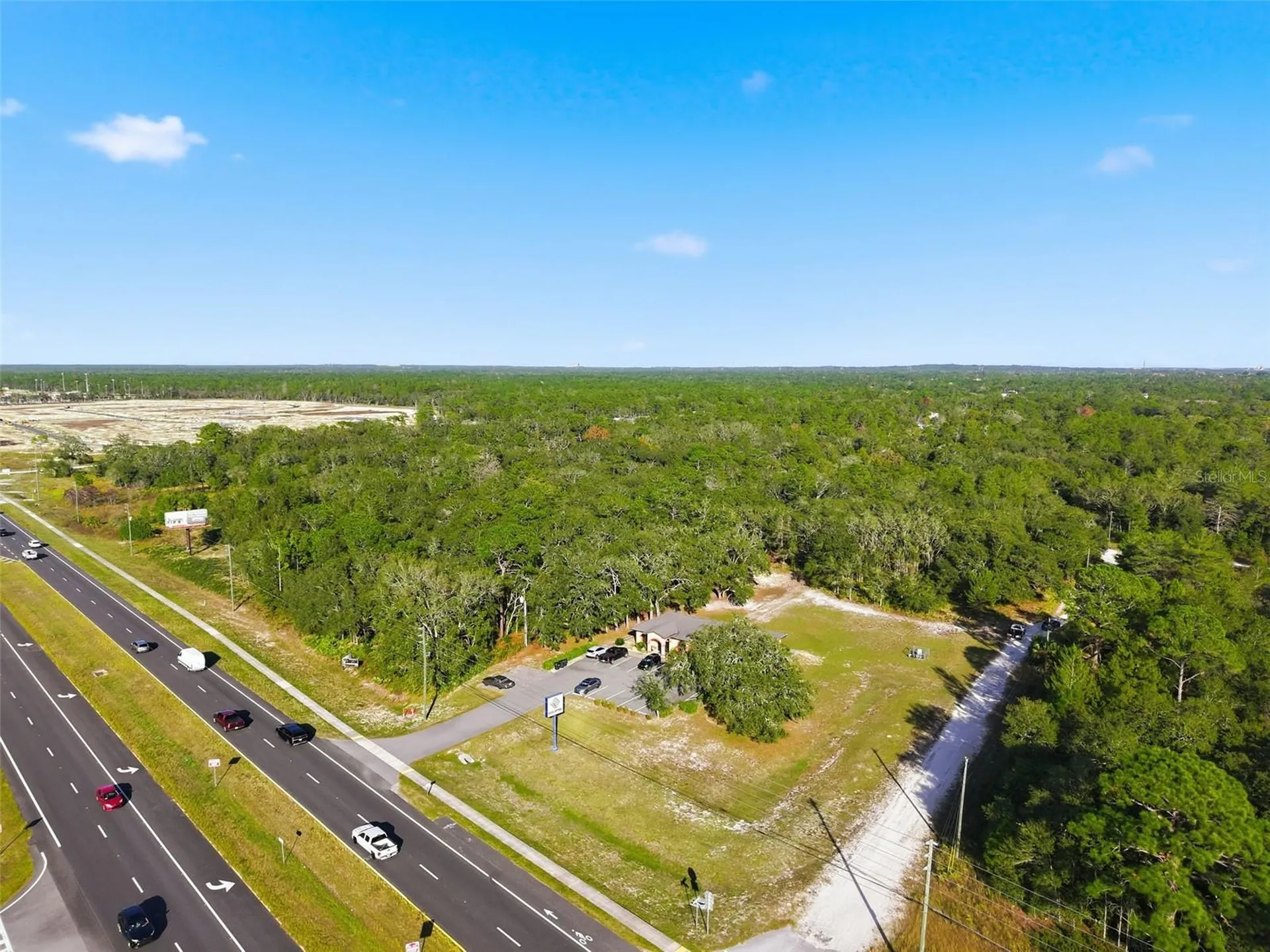 11254 Commercial Way Weeki Wachee FL 34614