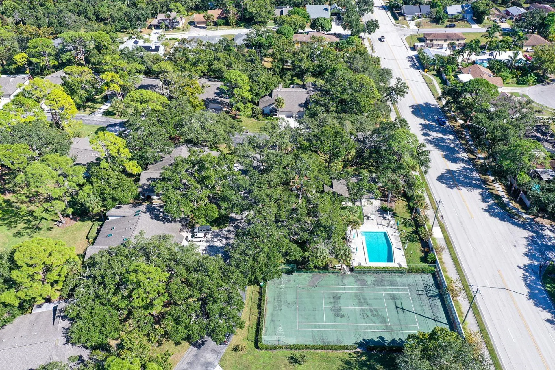 4799 Oak Forest Drive W Sarasota FL 34231