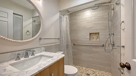 4799 Oak Forest Drive W Sarasota FL 34231