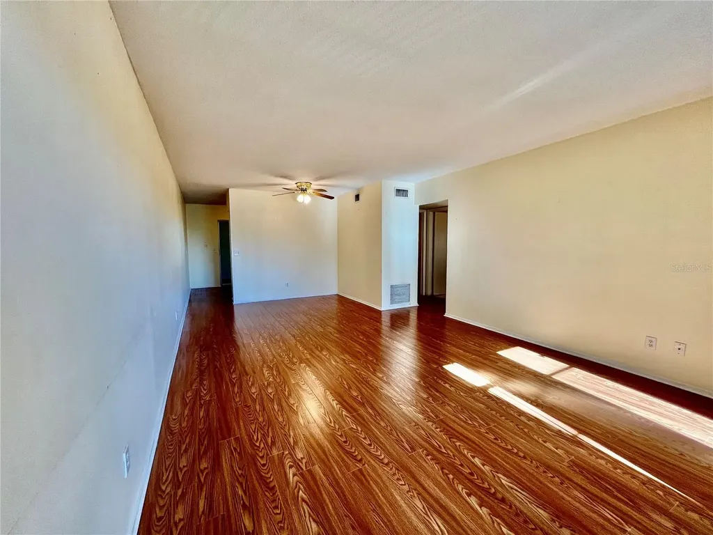 2464 Australia Way E Clearwater FL 33763