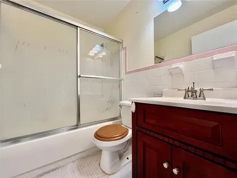 2464 Australia Way E Clearwater FL 33763