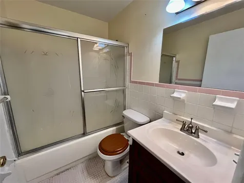 2464 Australia Way E Clearwater FL 33763