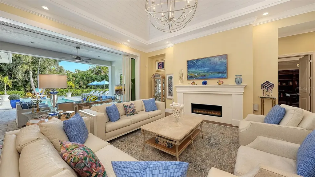 4009 Red Rock Lane Sarasota FL 34231