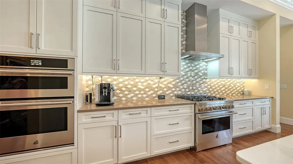 4009 Red Rock Lane Sarasota FL 34231