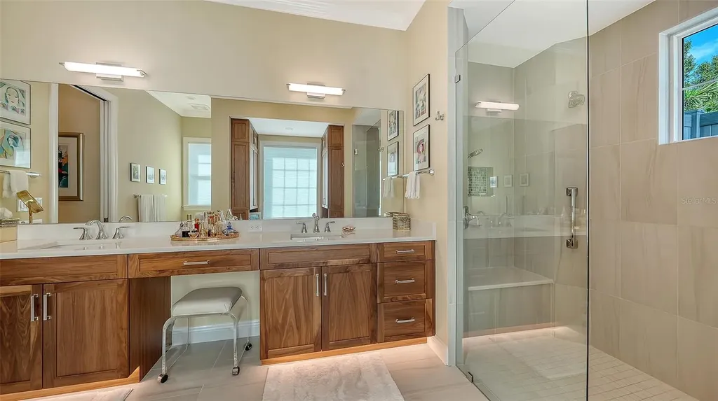 4009 Red Rock Lane Sarasota FL 34231
