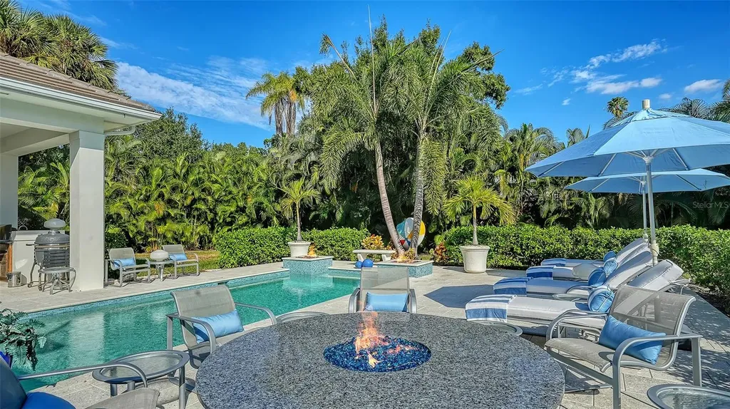4009 Red Rock Lane Sarasota FL 34231