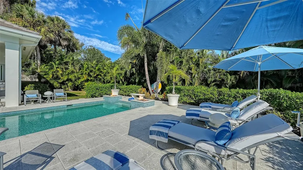 4009 Red Rock Lane Sarasota FL 34231