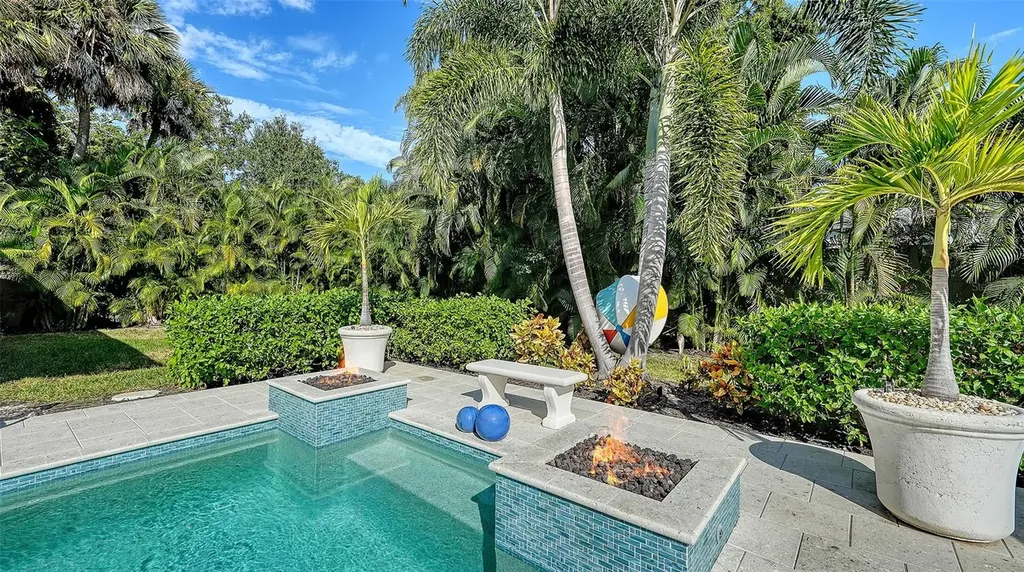 4009 Red Rock Lane Sarasota FL 34231