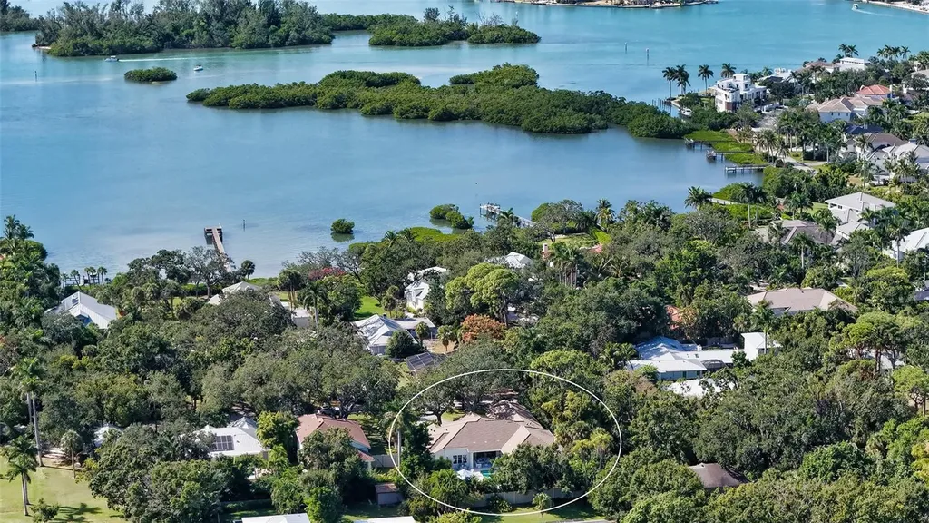 4009 Red Rock Lane Sarasota FL 34231