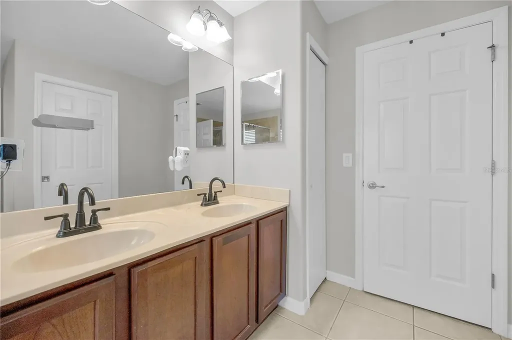 1474 Hillview Lane Tarpon Springs FL 34689