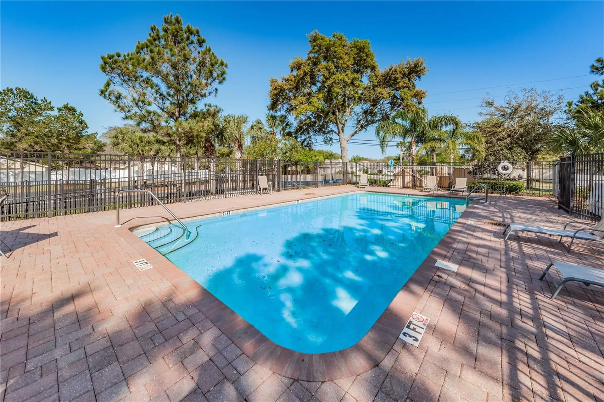 1474 Hillview Lane Tarpon Springs FL 34689