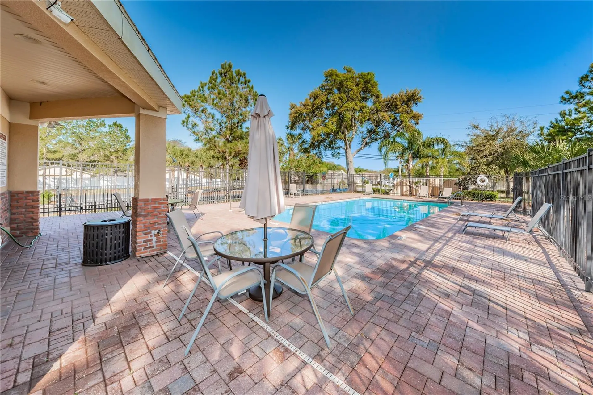 1474 Hillview Lane Tarpon Springs FL 34689