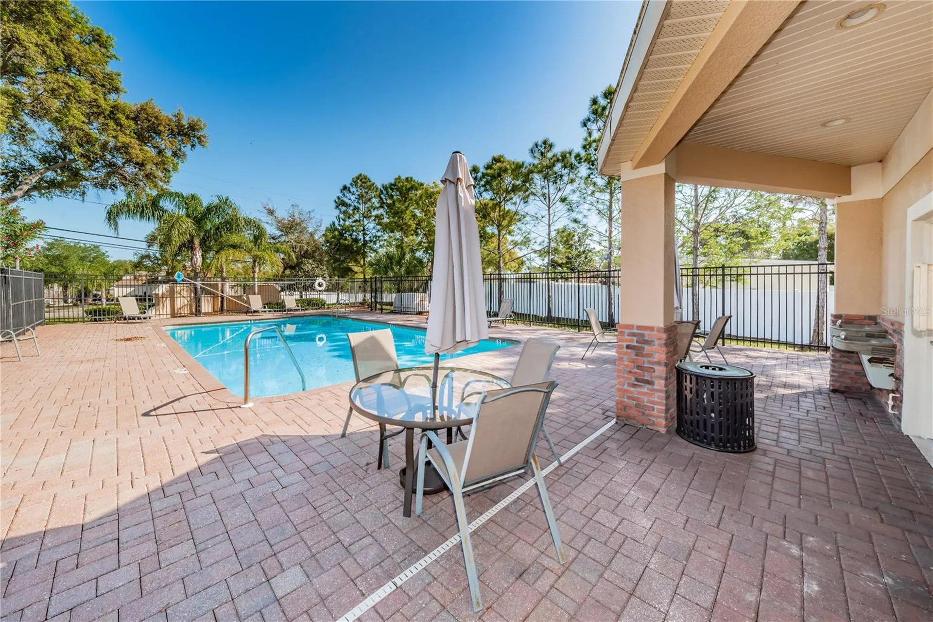 1474 Hillview Lane Tarpon Springs FL 34689