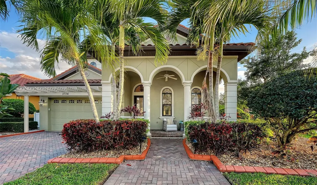 3706 80th Drive E Sarasota FL 34243