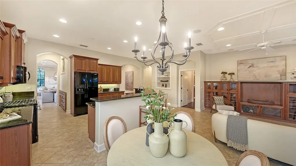 3706 80th Drive E Sarasota FL 34243