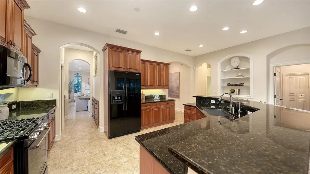3706 80th Drive E Sarasota FL 34243
