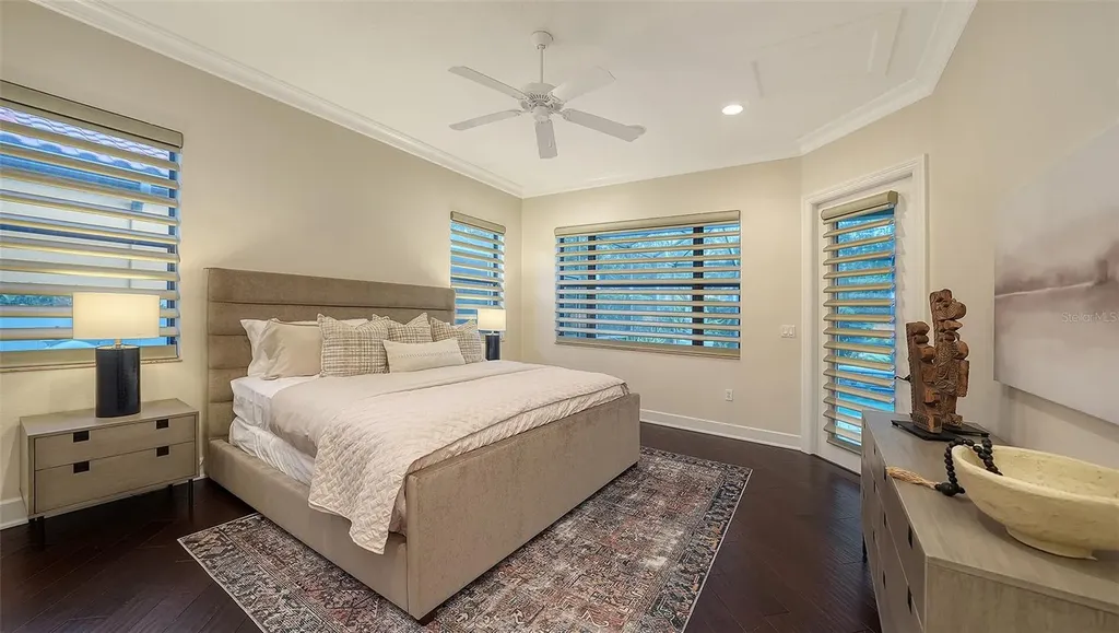3706 80th Drive E Sarasota FL 34243