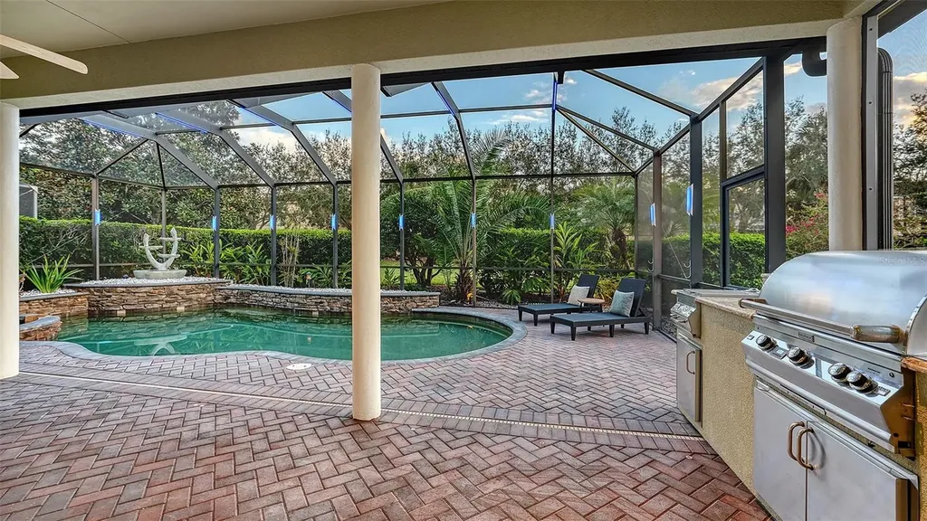 3706 80th Drive E Sarasota FL 34243