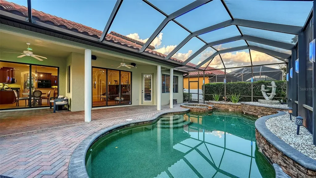 3706 80th Drive E Sarasota FL 34243