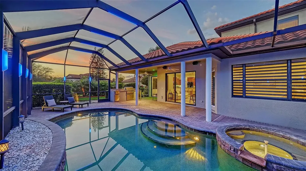 3706 80th Drive E Sarasota FL 34243