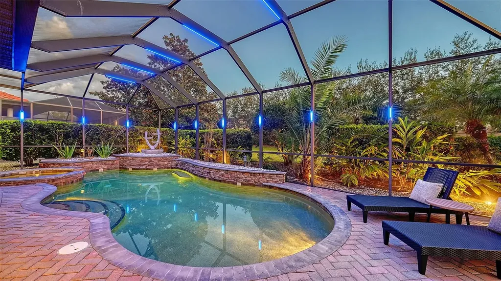3706 80th Drive E Sarasota FL 34243